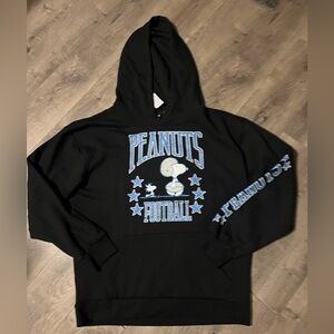 Peanuts Football Pullover Hoodie Size Small New